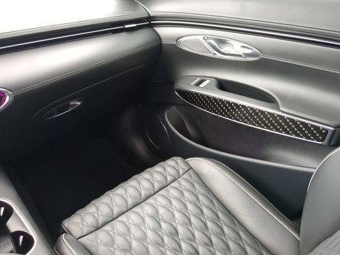 Used 2023 Genesis GV70 3.5T Sport w/ Sport Prestige Package image 45