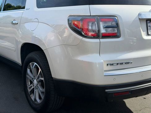 Used 2014 GMC Acadia SLT FWD image 25