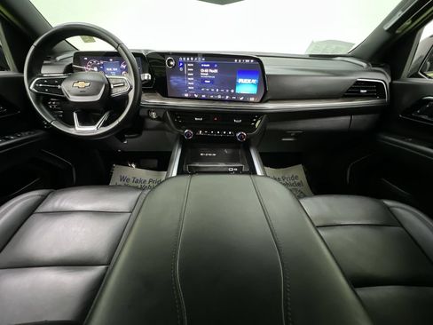 Used 2025 Chevrolet Tahoe LT AWD/4WD image 19