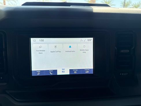 Used 2022 Ford Bronco 4-Door AWD/4WD image 14