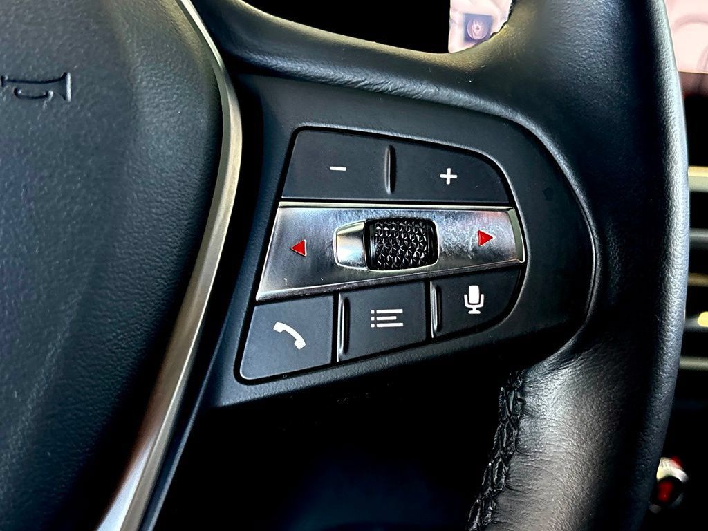 Used 2023 BMW i4 eDrive40 w/ Premium Package RWD image 30