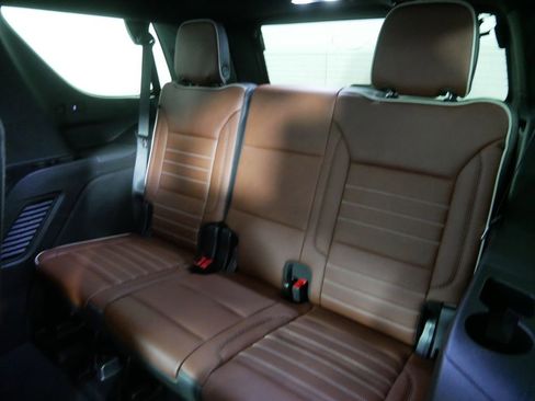 Used 2024 GMC Yukon Denali Ultimate image 20