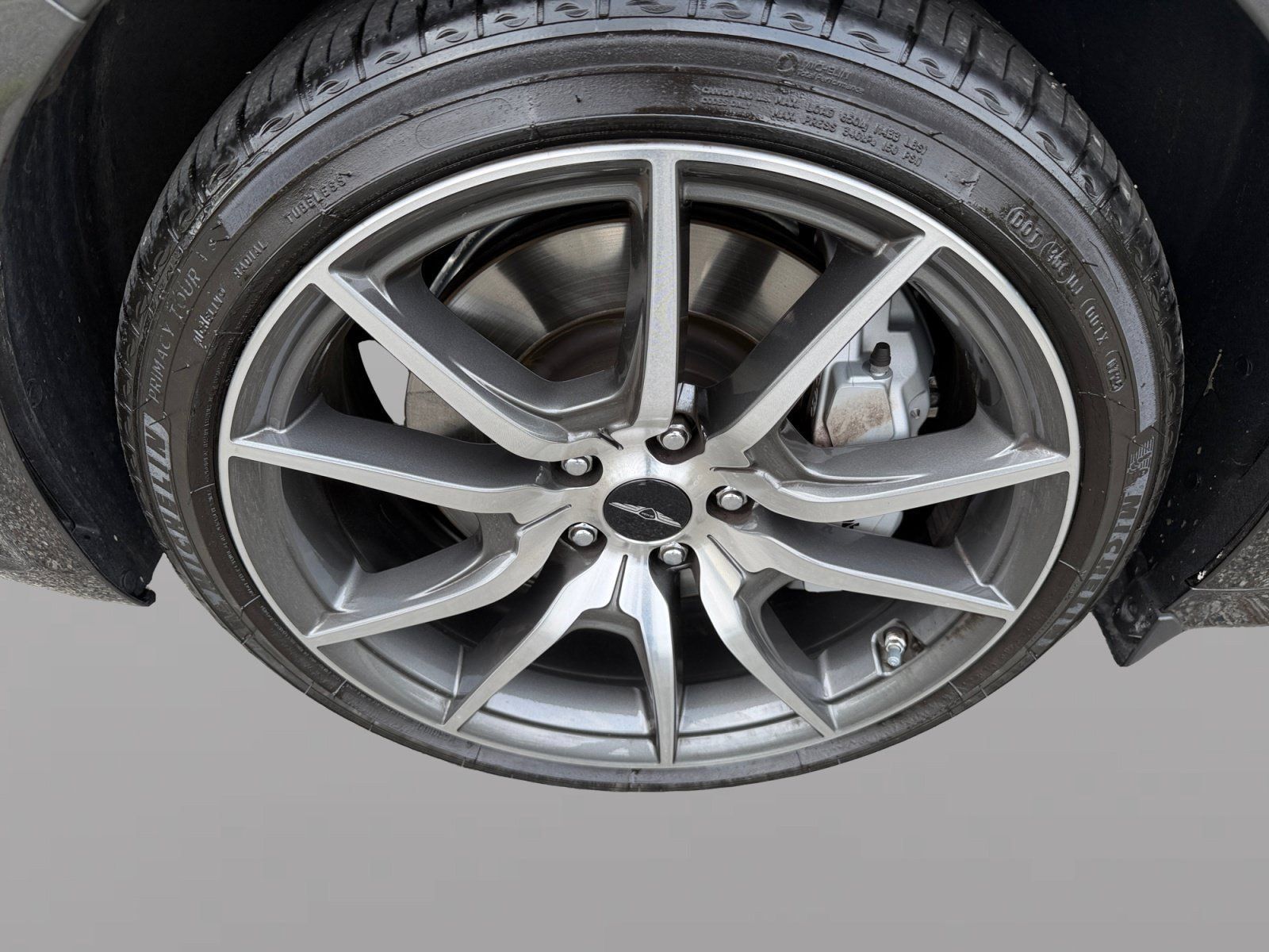 Used 2026 Genesis G70 2.5T AWD/4WD image 3