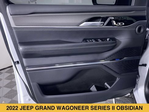 Used 2022 Jeep Grand Wagoneer Series II AWD/4WD image 13