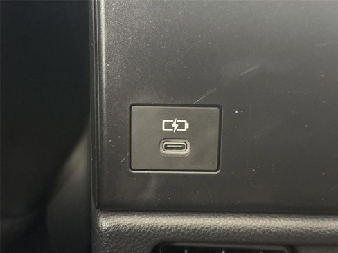 Used 2024 Toyota bZ4X XLE image 38