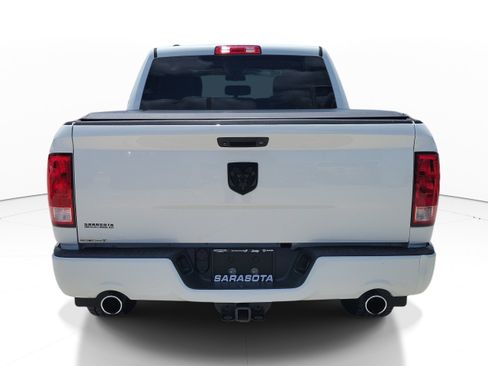 Used 2018 RAM 1500 Express w/ Express Value Package RWD image 5