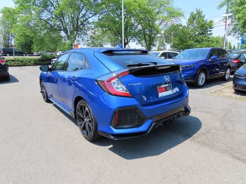 Used 2018 Honda Civic Sport image 4