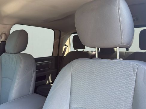 Used 2016 RAM 2500 SLT RWD image 6