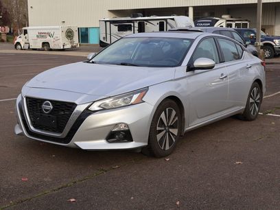 Used 2019 Nissan Altima 2.5 SV