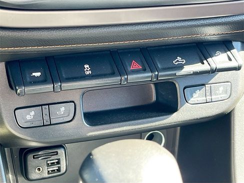 Used 2022 GMC Canyon AT4 w/ Trailering Package image 20