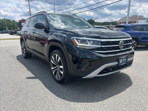Used 2022 Volkswagen Atlas SE w/ Panoramic Sunroof Package AWD/4WD image 3