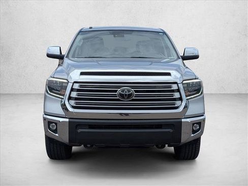 Used 2019 Toyota Tundra Limited w/ Limited Premium Package AWD/4WD image 2