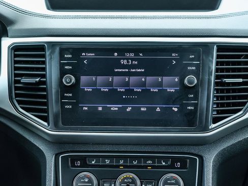 Used 2021 Volkswagen Atlas SE w/ Panoramic Sunroof Package image 22