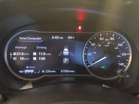 Used 2021 Nissan Versa SV image 23