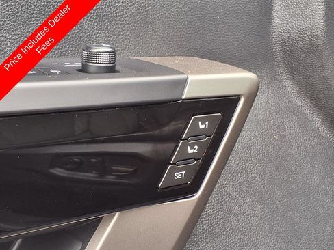 Used 2024 Toyota Tundra Limited AWD/4WD image 26