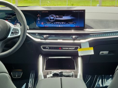 New 2027 BMW X6 xDrive40i AWD/4WD image 12