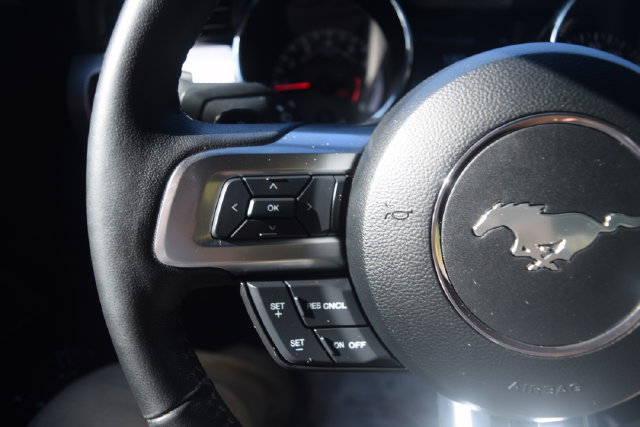 Used 2017 Ford Mustang Coupe RWD image 15