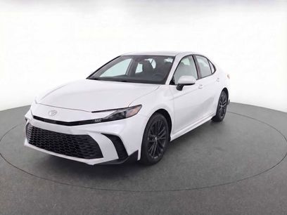 Used 2025 Toyota Camry SE