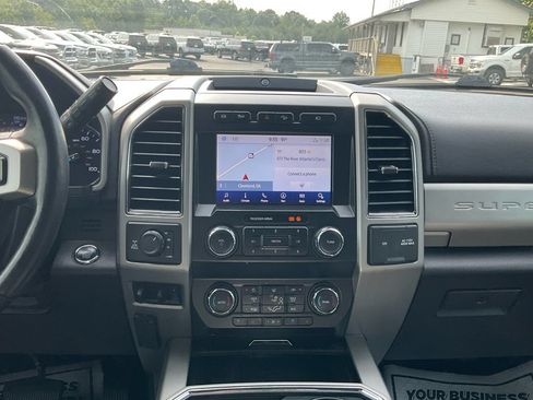Used 2021 Ford F350 Lariat w/ Lariat Ultimate Package AWD/4WD image 19