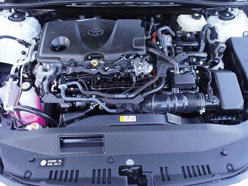 Certified 2025 Toyota Camry SE image 24