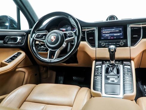 Used 2017 Porsche Macan S image 19