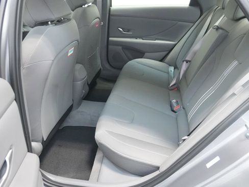 New 2026 Hyundai Elantra SEL Sport image 17