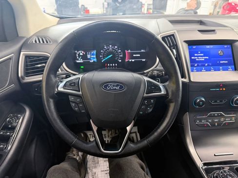 Used 2019 Ford Edge SEL w/ Equipment Group 201A AWD/4WD image 10