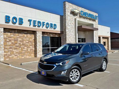 Used 2020 Chevrolet Equinox LT image 1