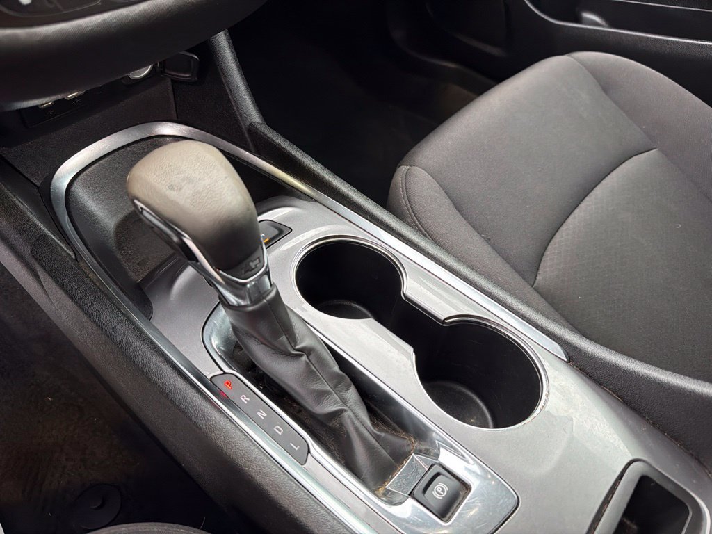 Used 2024 Chevrolet Malibu LT FWD image 24