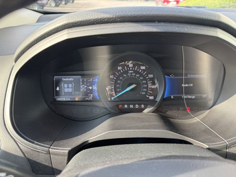 Used 2024 Ford Edge Titanium image 13