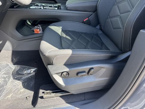 New 2026 Volkswagen Atlas Cross Sport SE image 16