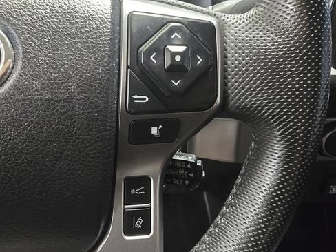 Used 2021 Toyota Tacoma SR5 RWD image 26