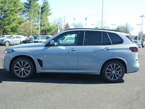 New 2026 BMW X5 xDrive50e w/ M Sport Package AWD/4WD image 4