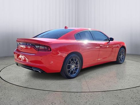 Used 2018 Dodge Charger GT image 2