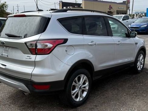 Used 2018 Ford Escape SE AWD/4WD image 6