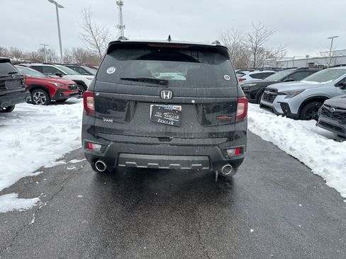 Used 2022 Honda Passport TrailSport image 12