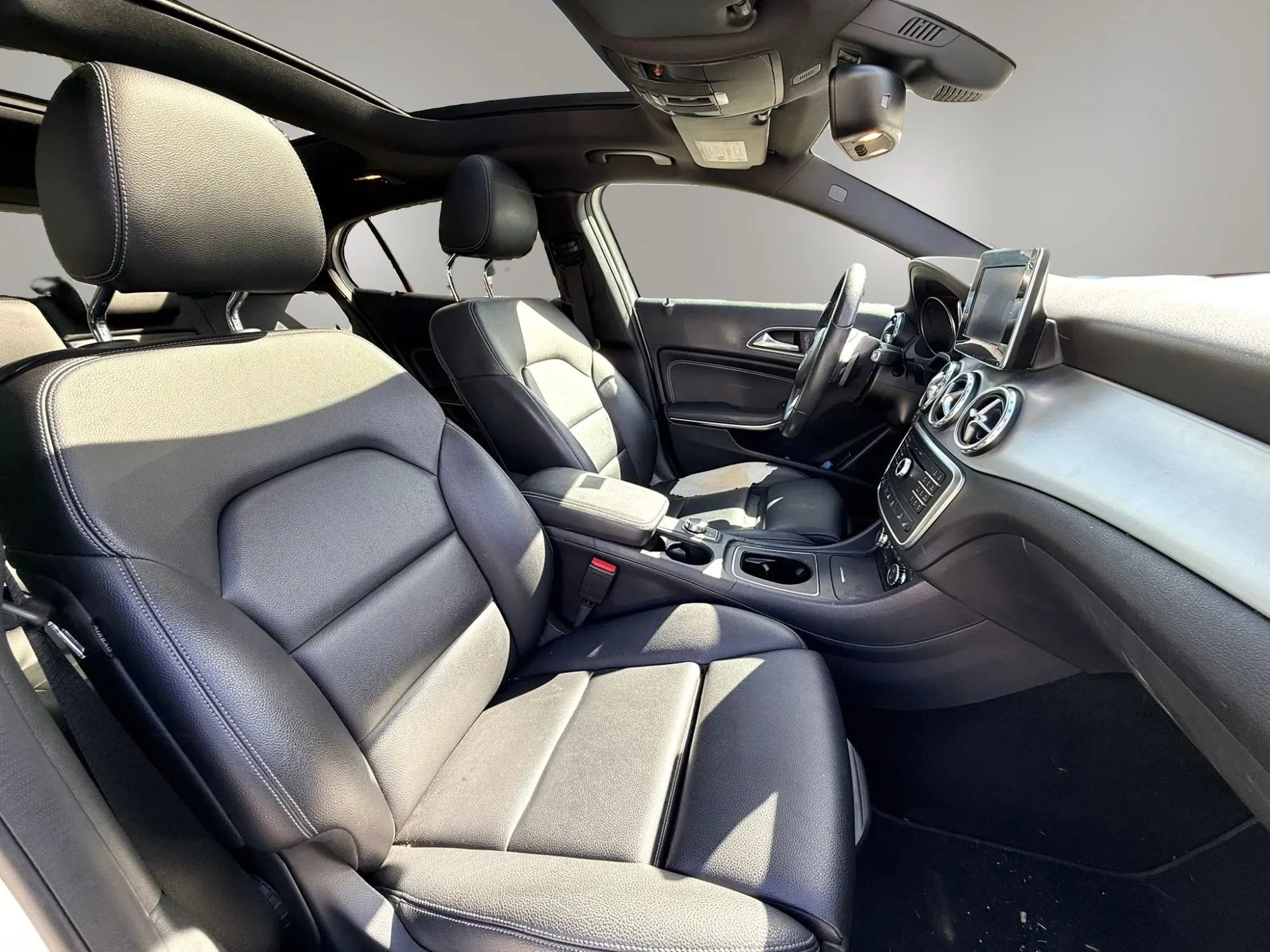 Used 2016 Mercedes-Benz GLA 250 4MATIC image 14