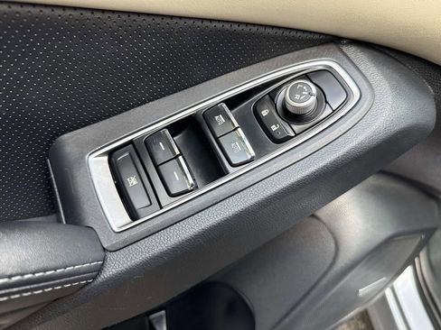 Used 2019 Subaru Ascent Limited AWD/4WD image 24