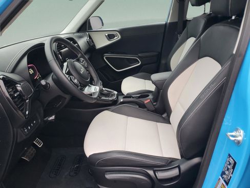 Certified 2024 Kia Soul GT-Line image 21