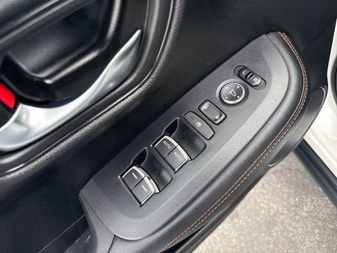 Certified 2024 Honda HR-V Sport image 10