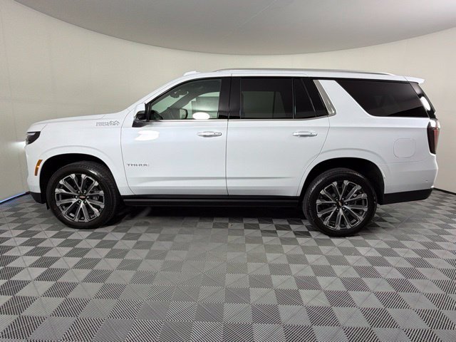 New 2027 Chevrolet Tahoe High Country AWD/4WD image 9