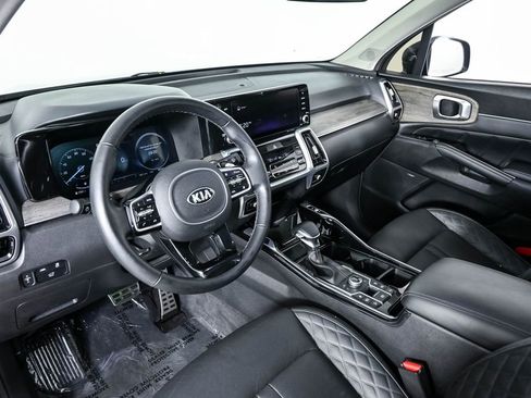 Used 2021 Kia Sorento SX Prestige AWD/4WD image 4