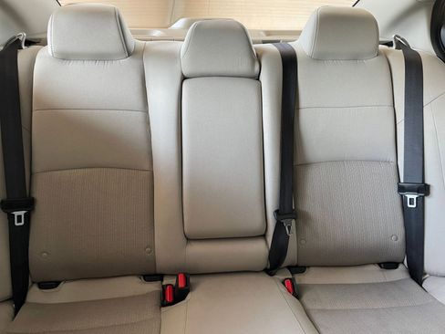 Used 2025 Nissan Altima 2.5 SV FWD image 37