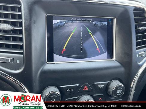 Used 2018 Jeep Grand Cherokee Laredo image 20