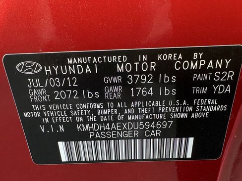 Used 2013 Hyundai Elantra Limited FWD image 11