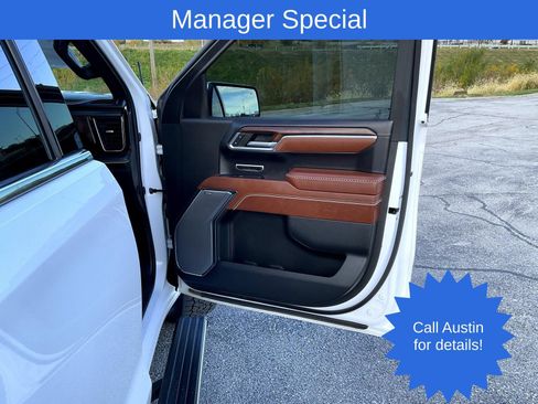 Used 2024 GMC Sierra 1500 Denali Ultimate AWD/4WD image 17