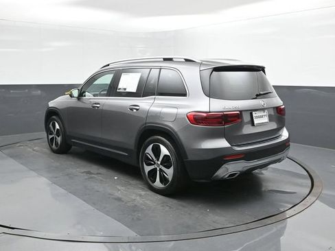 Used 2024 Mercedes-Benz GLB 250 4MATIC image 5