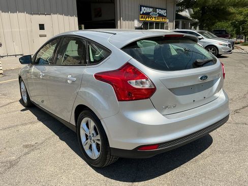Used 2012 Ford Focus SE FWD image 5