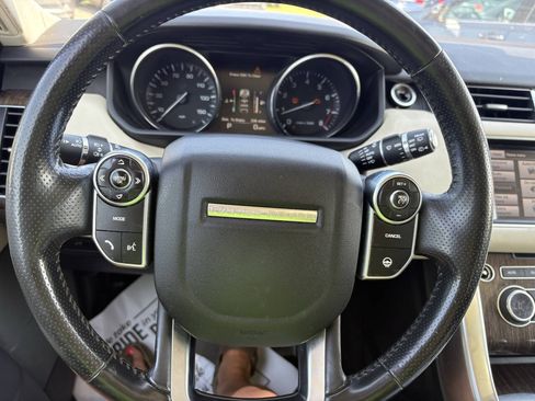 Used 2015 Land Rover Range Rover Sport HSE AWD/4WD image 22