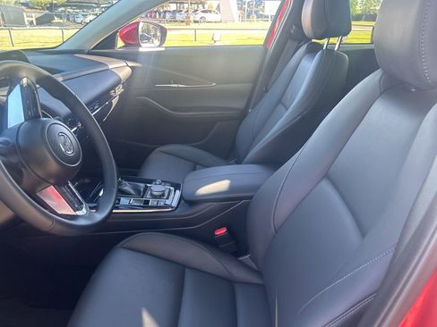 Certified 2025 MAZDA CX-30 AWD 2.5 S w/ Preferred Package image 12